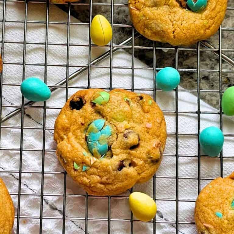 Cadbury egg Easter chocolate chip cookies