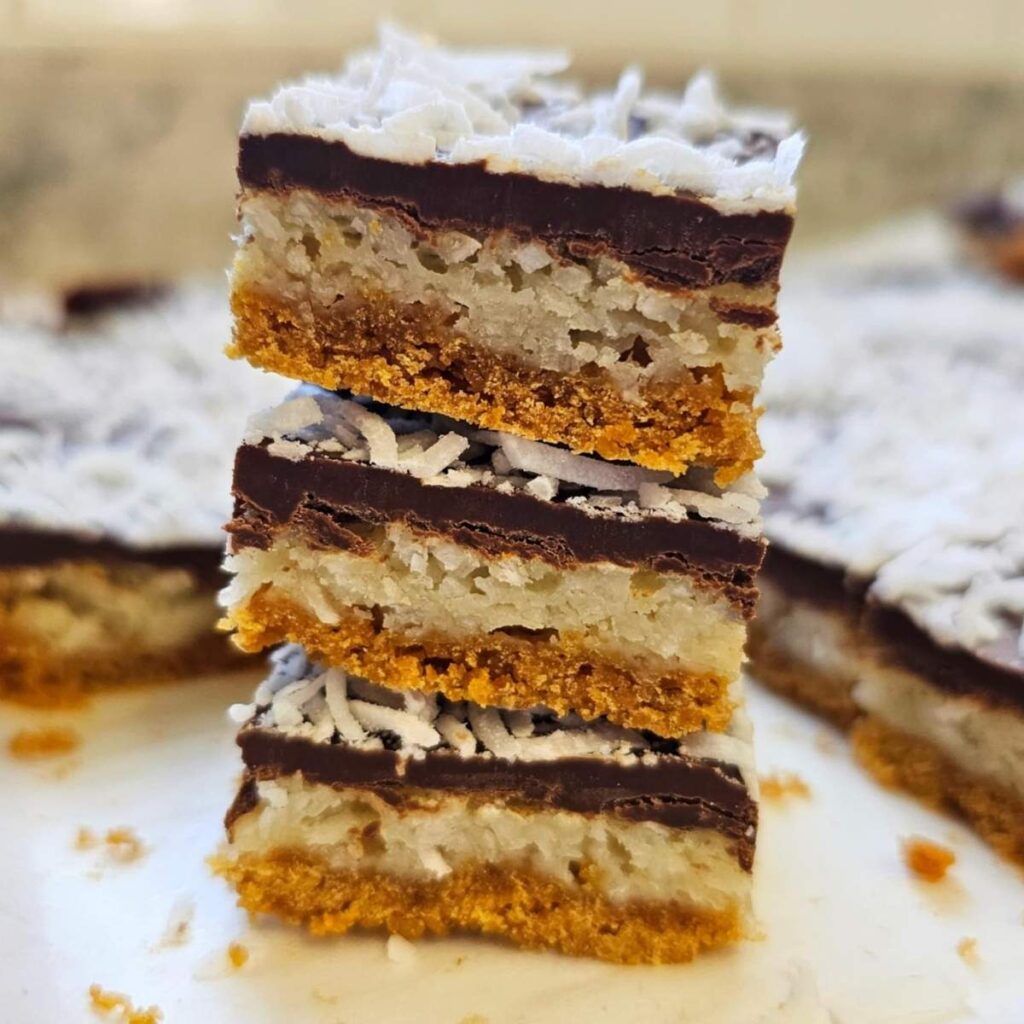 Sweetened Condensed Milk Chocolate Peanut Butter Bars - The Happy Homemaker