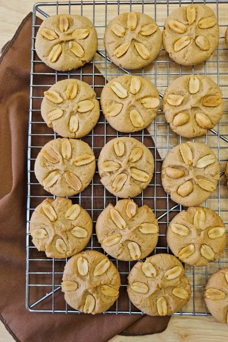 Old fashioned peanut butter cookies on a wire rack cooling