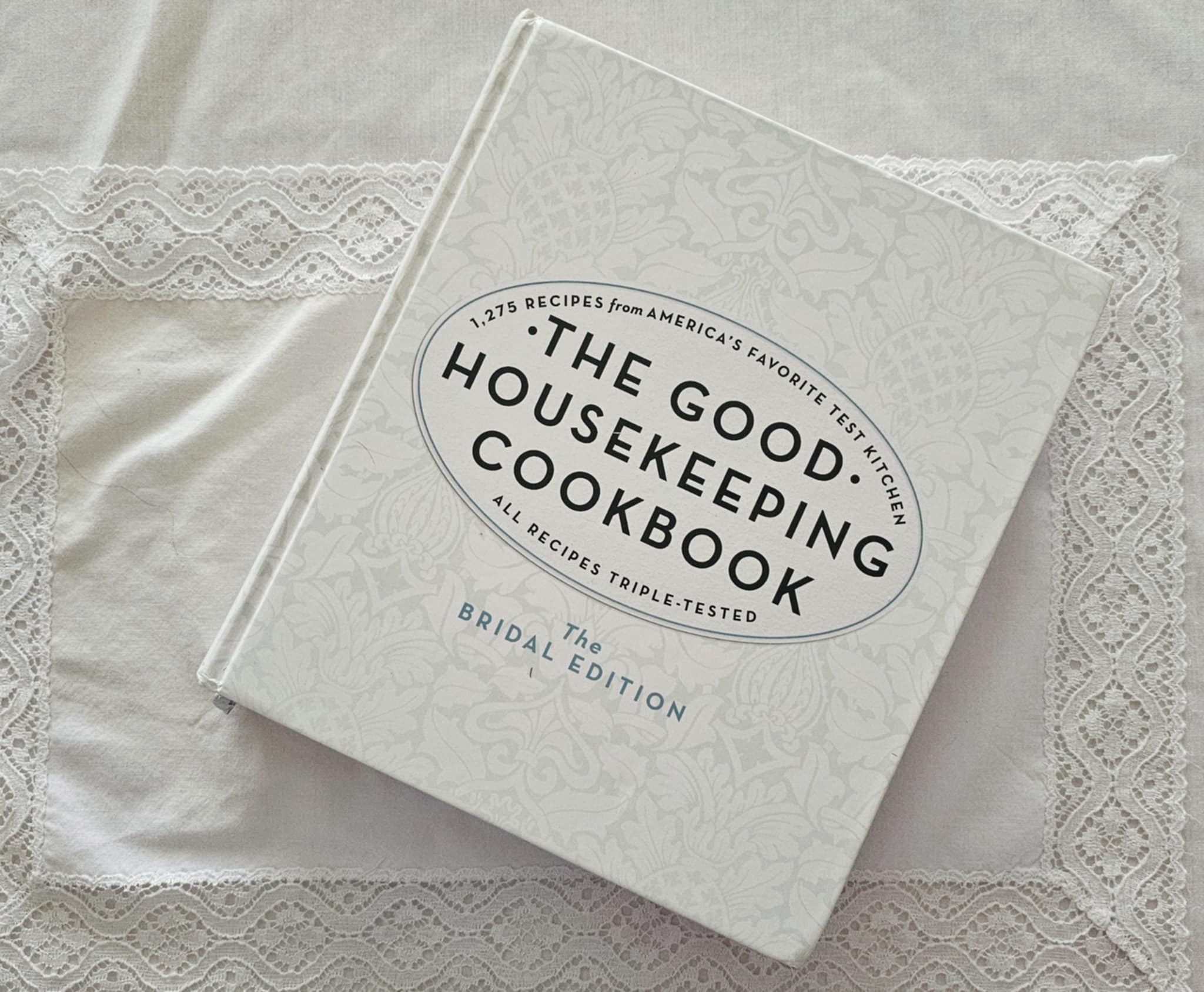 The Good Housekeeping Cook Book- Bridal Edition cover photo